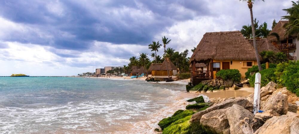 Private Beachfront Accommodation in Agnes Water with Ocean Views